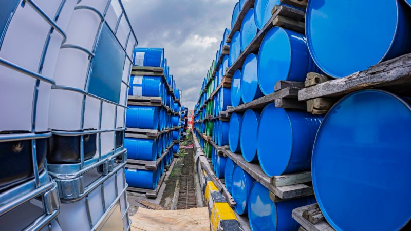 Gestione Antinquinamento: Le soluzioni innovative delle vasche di contenimento liquidi